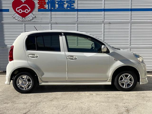 パッソ Ｘ　クツロギ　純正ＳＤナビ　禁煙車　スマートキー　Ｂｌｕｅｔｏｏｔｈ　ＣＤ　地デジ（26枚目）