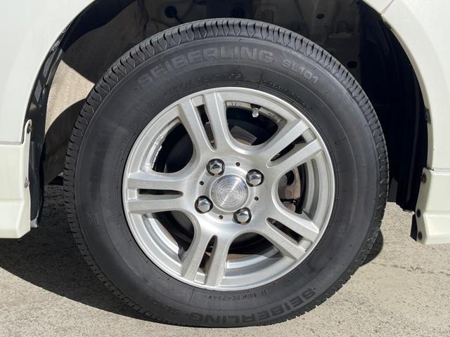 パッソ Ｘ　クツロギ　純正ＳＤナビ　禁煙車　スマートキー　Ｂｌｕｅｔｏｏｔｈ　ＣＤ　地デジ（29枚目）