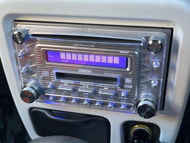 ミラジーノ ミニライトスペシャル　禁煙車　ＣＤ再生　電動格納ドアミラー　ＵＶカットガラス　ダイアル式エアコン　キーレス（3枚目）