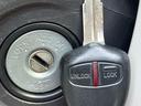 ミラージュ Ｍ　ｃａｒｒｏｚｚｅｒｉａナビ　オートエアコン　電動格納ミラー　キーレス　禁煙車　ＣＤ　ＤＶＤ再生　ＴＶ視聴（6枚目）