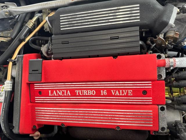 デルタ ＨＦインテグラーレ　エボルツィオーネＩＩ　新車並行　タイミングベルト交換済み　整備済み　オールペン済み（32枚目）
