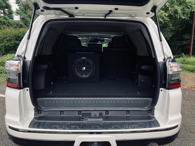 4ランナー リミテッド 4.0V6 4WD Nigntshade Edition サンルーフ ブラックレザー アルパインナビ、フルセグTV、Bluetooth JBLサウンド プッシュスタート(25枚目)