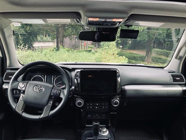 4ランナー リミテッド 4.0V6 4WD Nigntshade Edition サンルーフ ブラックレザー アルパインナビ、フルセグTV、Bluetooth JBLサウンド プッシュスタート(28枚目)