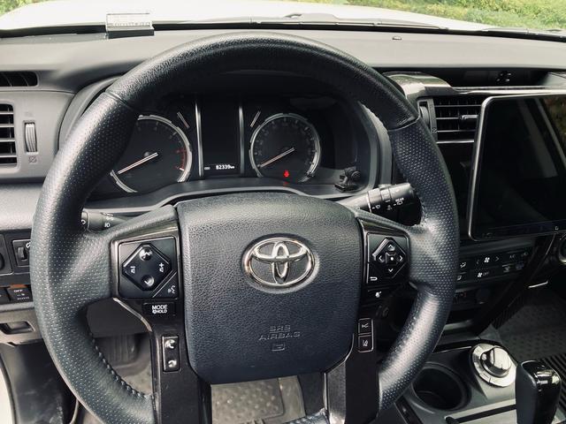 4ランナー リミテッド 4.0V6 4WD Nigntshade Edition サンルーフ ブラックレザー アルパインナビ、フルセグTV、Bluetooth JBLサウンド プッシュスタート(34枚目)