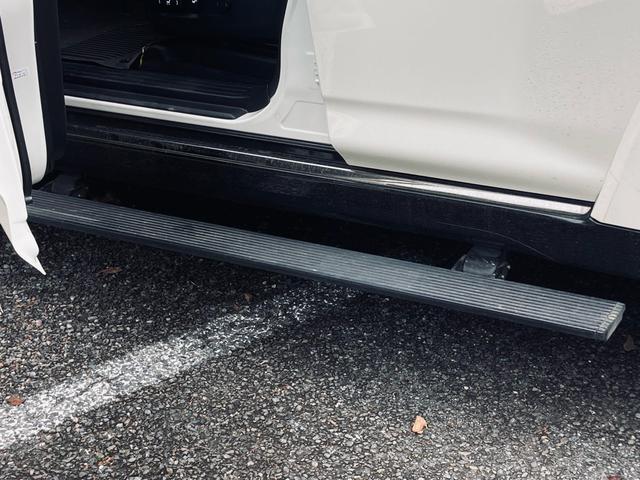 4ランナー リミテッド 4.0V6 4WD Nigntshade Edition サンルーフ ブラックレザー アルパインナビ、フルセグTV、Bluetooth JBLサウンド プッシュスタート(37枚目)