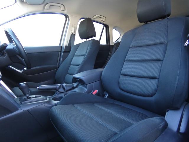 ＣＸ－５ ＸＤ　スマートキー　プッシュスタート　社外ＣＤオーディオ　バックカメラ　ドラレコ　ＥＴＣ　アイドリングストップ　ワンオーナー車　クルーズコントロール　純正ＡＷ　車検整備付　０９保証　有償保証（9枚目）