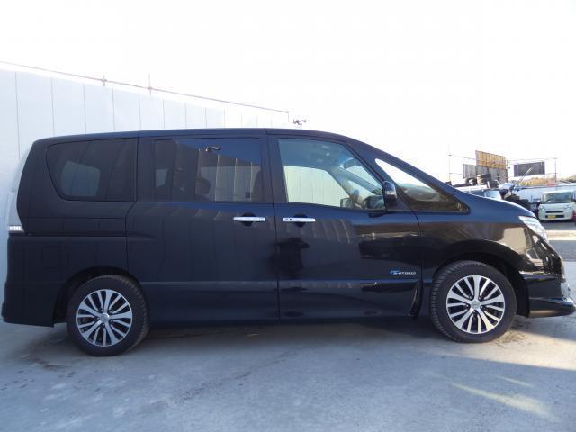 セレナ ハイウェイスター Vエアロモード+セーフティ SHV(2枚目)