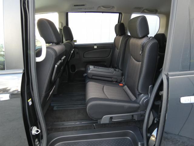 セレナ ハイウェイスター Vエアロモード+セーフティ SHV(8枚目)