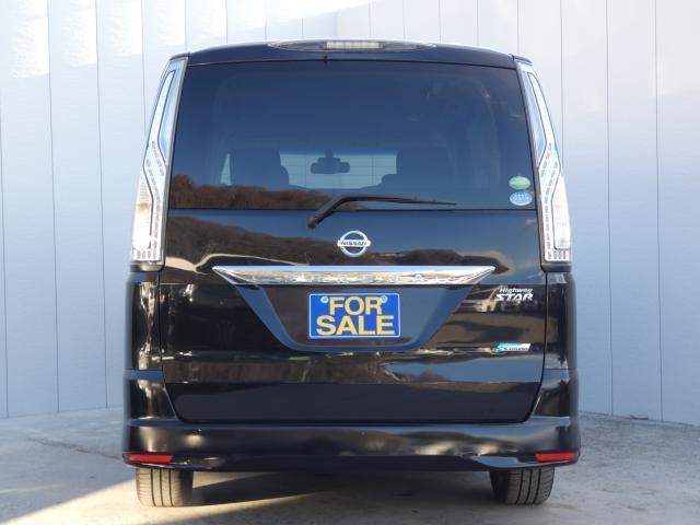 セレナ ハイウェイスター Vエアロモード+セーフティ SHV(9枚目)