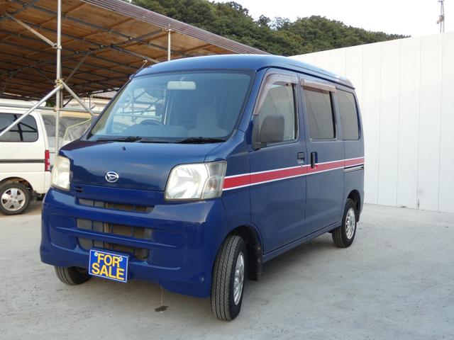 ハイゼットカーゴ DX パワーステアリング パワーウインドウ マニュアルエアコン 両側スライドドア 純正ラジオオーディオ ハロゲンヘッドライト 社外AW ドアバイザー フロアマット 車検整備 09保証(7枚目)