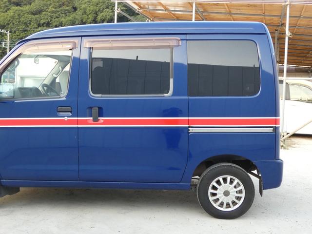 ハイゼットカーゴ DX パワーステアリング パワーウインドウ マニュアルエアコン 両側スライドドア 純正ラジオオーディオ ハロゲンヘッドライト 社外AW ドアバイザー フロアマット 車検整備 09保証(30枚目)