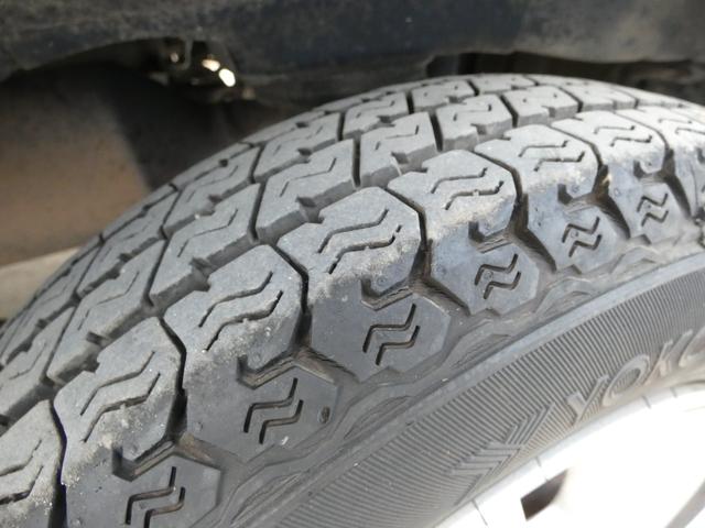 ハイゼットカーゴ DX パワーステアリング パワーウインドウ マニュアルエアコン 両側スライドドア 純正ラジオオーディオ ハロゲンヘッドライト 社外AW ドアバイザー フロアマット 車検整備 09保証(36枚目)