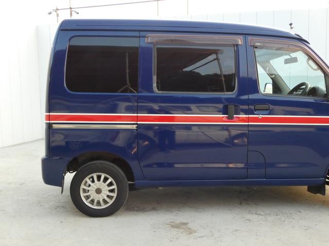 ハイゼットカーゴ DX パワーステアリング パワーウインドウ マニュアルエアコン 両側スライドドア 純正ラジオオーディオ ハロゲンヘッドライト 社外AW ドアバイザー フロアマット 車検整備 09保証(48枚目)