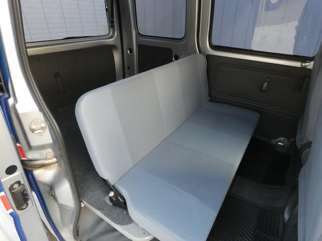 ハイゼットカーゴ DX パワーステアリング パワーウインドウ マニュアルエアコン 両側スライドドア 純正ラジオオーディオ ハロゲンヘッドライト 社外AW ドアバイザー フロアマット 車検整備 09保証(51枚目)