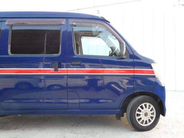 ハイゼットカーゴ DX パワーステアリング パワーウインドウ マニュアルエアコン 両側スライドドア 純正ラジオオーディオ ハロゲンヘッドライト 社外AW ドアバイザー フロアマット 車検整備 09保証(54枚目)