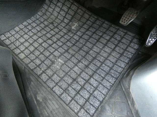 ハイゼットカーゴ DX パワーステアリング パワーウインドウ マニュアルエアコン 両側スライドドア 純正ラジオオーディオ ハロゲンヘッドライト 社外AW ドアバイザー フロアマット 車検整備 09保証(67枚目)