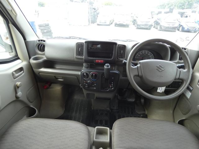 エブリイ PA パワーステアリング マニュアルエアコン トラクションコントロール ハロゲンヘッドライト ヘッドライトレベライザー MTモード 純正ラジオオーディオ ドアバイザー フロアマット 車検整備(5枚目)