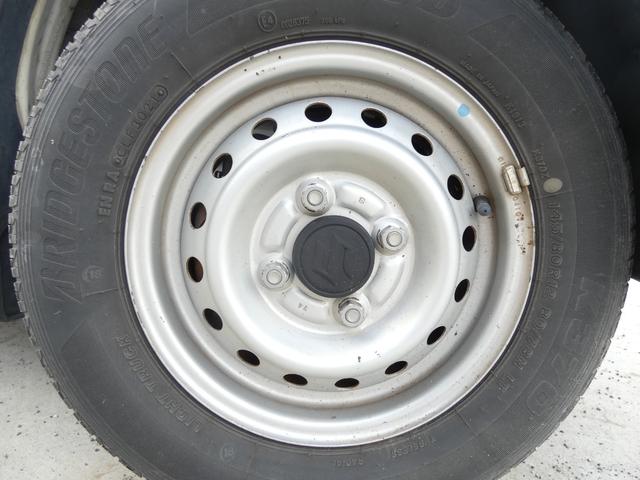 エブリイ PA パワーステアリング マニュアルエアコン トラクションコントロール ハロゲンヘッドライト ヘッドライトレベライザー MTモード 純正ラジオオーディオ ドアバイザー フロアマット 車検整備(10枚目)