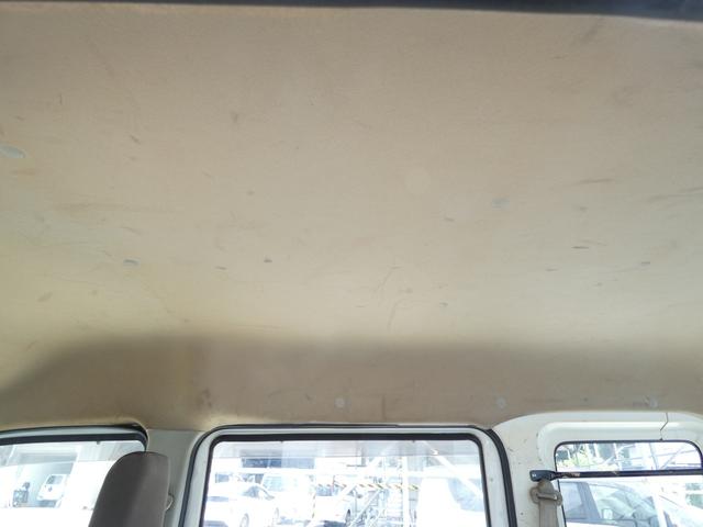 エブリイ PA パワーステアリング マニュアルエアコン トラクションコントロール ハロゲンヘッドライト ヘッドライトレベライザー MTモード 純正ラジオオーディオ ドアバイザー フロアマット 車検整備(34枚目)