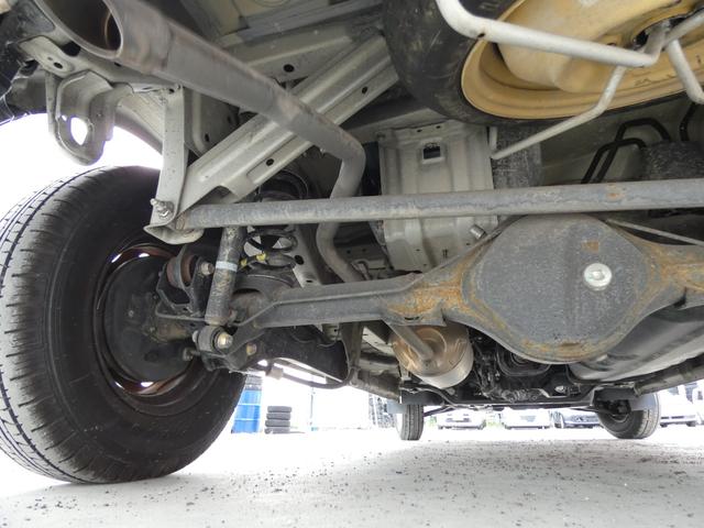 NV100クリッパーバン DX リモコンキー パワーステアリング ハロゲンヘッドライト ヘッドライトレベライザー マニュアルエアコン メモリーナビ トラクションコントロール MTモード 両側スライドドア ドアバイザー 車検整備(45枚目)