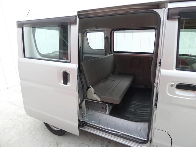 NV100クリッパーバン DX リモコンキー パワーステアリング ハロゲンヘッドライト ヘッドライトレベライザー マニュアルエアコン メモリーナビ トラクションコントロール MTモード 両側スライドドア ドアバイザー 車検整備(51枚目)