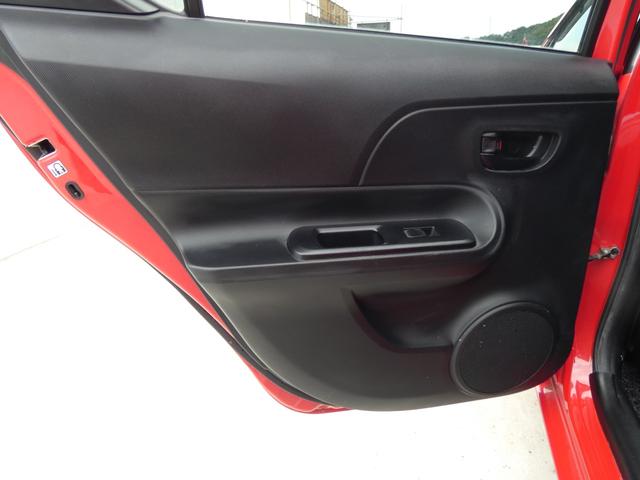 アクア S スマートキー プッシュスタート SDナビ バックカメラ ハロゲンヘッドライト ヘッドライトレベライザー クルーズコントロール ステアリングリモコン トラクションコントロール ウインカーミラー 社外AW(39枚目)