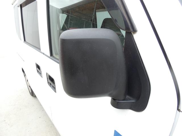 エブリイワゴン 　車いす移動車　後部電動固定　リモコンキー　パワーウインドウ　ハロゲンヘッドライト　ヘッドライトレベライザー　純正ラジオオーディオ　両側スライドドア　マニュアルエアコン　ドアバイザー　フロアマット（22枚目）