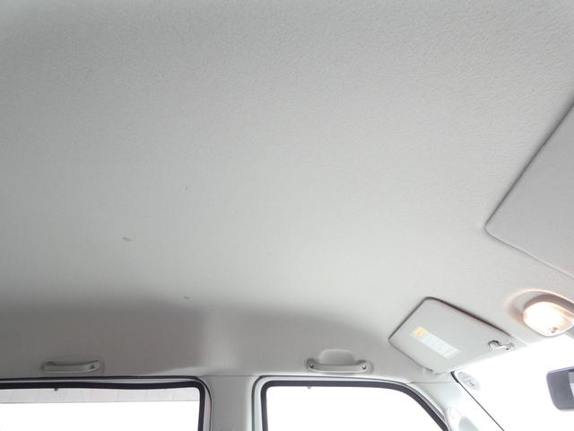 エブリイワゴン 　車いす移動車　後部電動固定　リモコンキー　パワーウインドウ　ハロゲンヘッドライト　ヘッドライトレベライザー　純正ラジオオーディオ　両側スライドドア　マニュアルエアコン　ドアバイザー　フロアマット（68枚目）