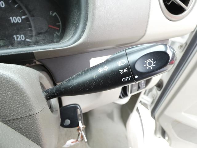 エブリイワゴン 　車いす移動車　後部電動固定　リモコンキー　パワーウインドウ　ハロゲンヘッドライト　ヘッドライトレベライザー　純正ラジオオーディオ　両側スライドドア　マニュアルエアコン　ドアバイザー　フロアマット（71枚目）