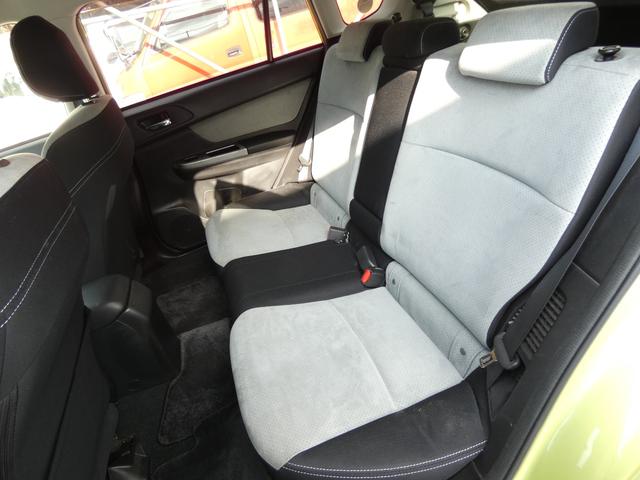 ＸＶハイブリッド ２．０ｉ－Ｌ　アイサイト　スマートキー　プッシュスタート　メモリーナビ　ＥＴＣ　パドルシフト　キセノンヘッドライト　オートライト　フォグ　ヘッドライトレベライザー　ウインカーミラー　純正ＡＷ　車検整備　０９保証（10枚目）