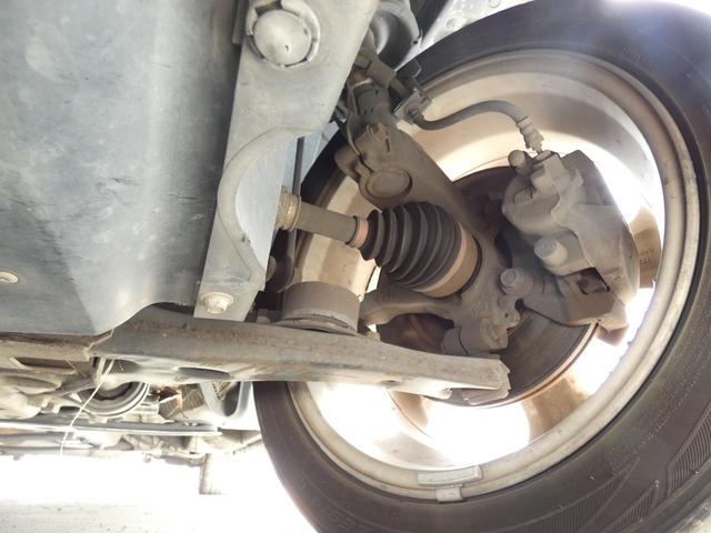 プレマシー ２３Ｓ　リモコンキー　両側パワースライドドア　純正ナビ　バックカメラ　ＥＴＣ　ステアリングリモコン　ＭＴモード　マニュアルエアコン　純正ＡＷ　車検整備　ドアバイザー　フロアマット　０９保証（31枚目）