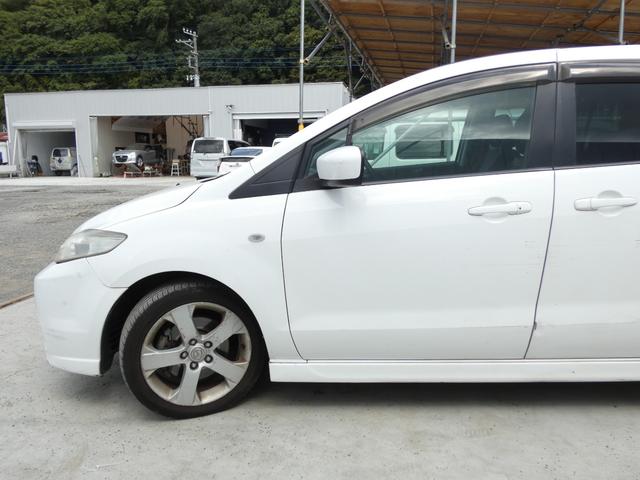 プレマシー ２３Ｓ　リモコンキー　両側パワースライドドア　純正ナビ　バックカメラ　ＥＴＣ　ステアリングリモコン　ＭＴモード　マニュアルエアコン　純正ＡＷ　車検整備　ドアバイザー　フロアマット　０９保証（33枚目）