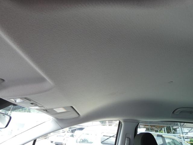 プレマシー ２３Ｓ　リモコンキー　両側パワースライドドア　純正ナビ　バックカメラ　ＥＴＣ　ステアリングリモコン　ＭＴモード　マニュアルエアコン　純正ＡＷ　車検整備　ドアバイザー　フロアマット　０９保証（36枚目）