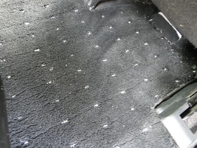 プレマシー ２３Ｓ　リモコンキー　両側パワースライドドア　純正ナビ　バックカメラ　ＥＴＣ　ステアリングリモコン　ＭＴモード　マニュアルエアコン　純正ＡＷ　車検整備　ドアバイザー　フロアマット　０９保証（57枚目）