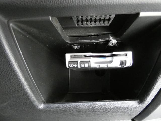 プレマシー ２３Ｓ　リモコンキー　両側パワースライドドア　純正ナビ　バックカメラ　ＥＴＣ　ステアリングリモコン　ＭＴモード　マニュアルエアコン　純正ＡＷ　車検整備　ドアバイザー　フロアマット　０９保証（66枚目）