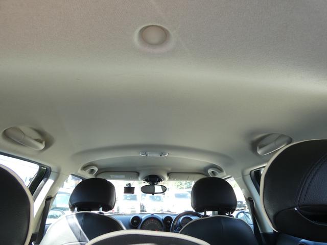 ＭＩＮＩ クーパーＳＤ　クロスオーバー　スマートキー　プッシュスタート　ストラーダＳＤナビ　バックカメラ　ＥＴＣ　前後ドラレコ　キセノンヘッドライト　パドルシフト　純正ＡＷ　レザー調シートカバー　車検整備　０９保証（11枚目）