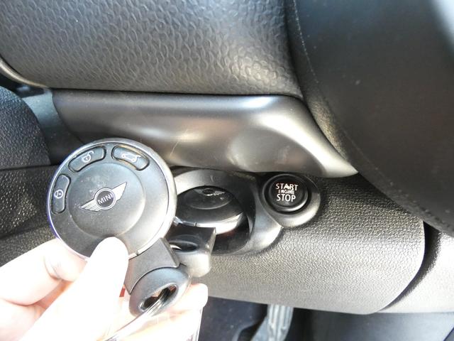 ＭＩＮＩ クーパーＳＤ　クロスオーバー　スマートキー　プッシュスタート　ストラーダＳＤナビ　バックカメラ　ＥＴＣ　前後ドラレコ　キセノンヘッドライト　パドルシフト　純正ＡＷ　レザー調シートカバー　車検整備　０９保証（17枚目）