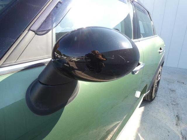 ＭＩＮＩ クーパーＳＤ　クロスオーバー　スマートキー　プッシュスタート　ストラーダＳＤナビ　バックカメラ　ＥＴＣ　前後ドラレコ　キセノンヘッドライト　パドルシフト　純正ＡＷ　レザー調シートカバー　車検整備　０９保証（28枚目）