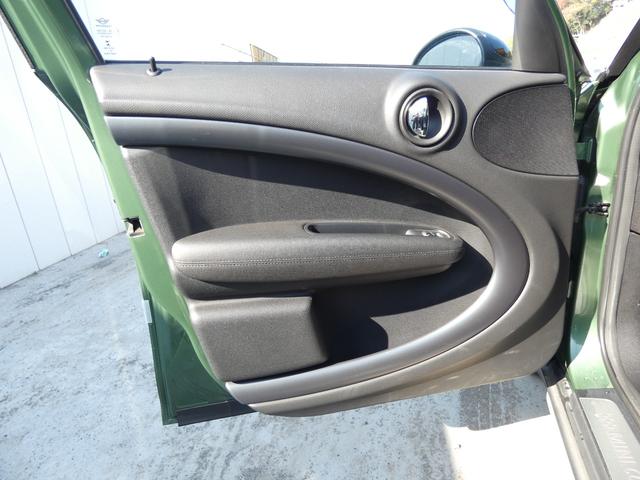 ＭＩＮＩ クーパーＳＤ　クロスオーバー　スマートキー　プッシュスタート　ストラーダＳＤナビ　バックカメラ　ＥＴＣ　前後ドラレコ　キセノンヘッドライト　パドルシフト　純正ＡＷ　レザー調シートカバー　車検整備　０９保証（35枚目）