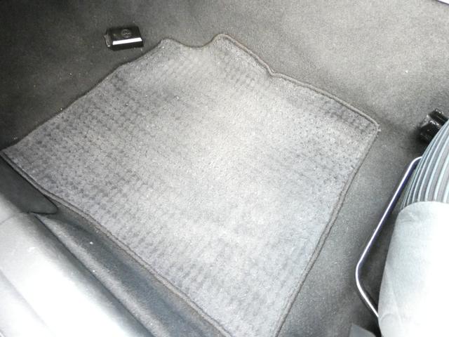 ＲＸ－８ ベースグレード　スマートキー　プッシュスタート　ＨＤＤナビ　ＥＴＣ　ＬＥＤライト　ヘッドライトレベライザー　ステアリングリモコン　パドルシフト　ＭＴモード　フロアマット　純正ＡＷ　車検整備　０９保証（35枚目）