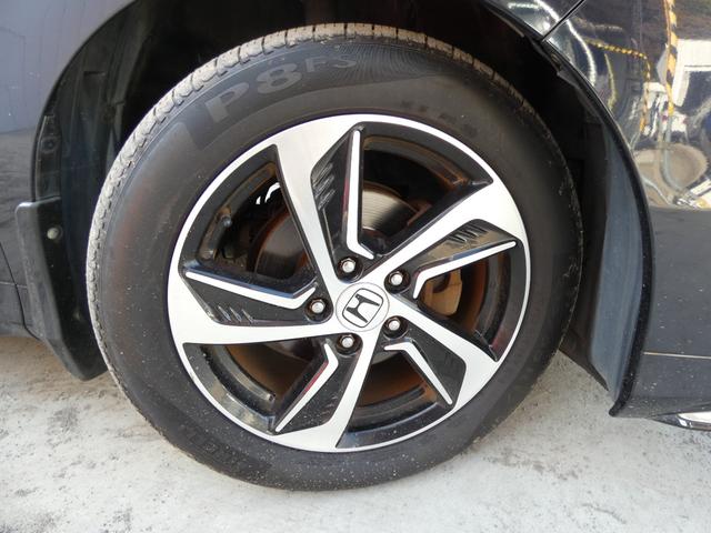 オデッセイ アブソルート　スマートキー　プッシュスタート　両側パワースライドドア　メモリーナビ　フルセグ　バックカメラ　フリップダウンモニター　ＥＴＣ　ハーフレザーシート　パドルシフト　ウインカーミラー　純正ＡＷ　車検整備（22枚目）