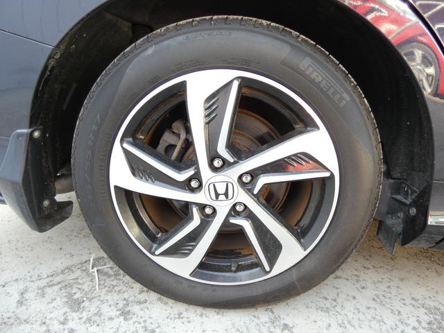 オデッセイ アブソルート　スマートキー　プッシュスタート　両側パワースライドドア　メモリーナビ　フルセグ　バックカメラ　フリップダウンモニター　ＥＴＣ　ハーフレザーシート　パドルシフト　ウインカーミラー　純正ＡＷ　車検整備（52枚目）