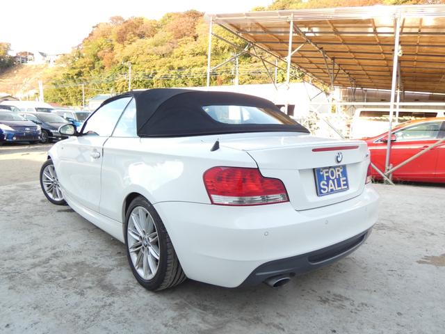 1シリーズ 120i カブリオレ スマートキー プッシュスタート HDDナビ ワンセグ ETC 革シート パワーシート キセノンヘッドライト オートライト フォグ MTモード ステアリングリモコン 純正AW 車検整備 09保証(6枚目)