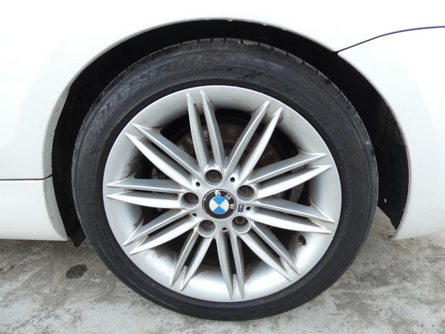 1シリーズ 120i カブリオレ スマートキー プッシュスタート HDDナビ ワンセグ ETC 革シート パワーシート キセノンヘッドライト オートライト フォグ MTモード ステアリングリモコン 純正AW 車検整備 09保証(38枚目)