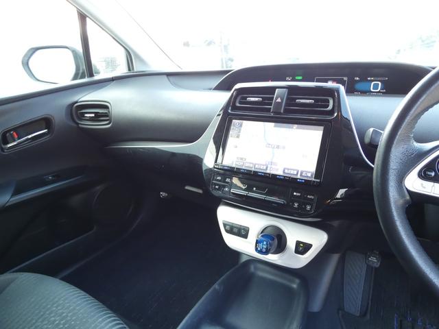 プリウス Ｓ　スマートキー　プッシュスタート　ＳＤナビ　フルセグ　バックカメラ　ビルトインＥＴＣ　ＬＥＤライト　オートライト　フォグ　ステアリングリモコン　ウインカーミラー　ワンオーナー車　純正ＡＷ　車検整備（14枚目）