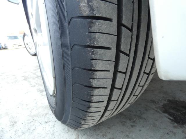 プリウス Ｓ　スマートキー　プッシュスタート　ＳＤナビ　フルセグ　バックカメラ　ビルトインＥＴＣ　ＬＥＤライト　オートライト　フォグ　ステアリングリモコン　ウインカーミラー　ワンオーナー車　純正ＡＷ　車検整備（43枚目）