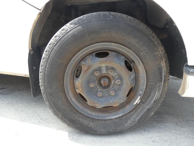 キャラバンマイクロバス 車椅子移動車 4WD 福祉車両 リモコンキー パワーステアリング パワーウインドウ マニュアルエアコン ヘッドライトレベライザー 純正ラジオオーディオ 車検整備 09保証 有償保証(11枚目)