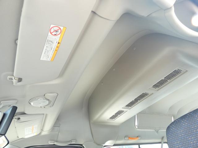 キャラバンマイクロバス 車椅子移動車 4WD 福祉車両 リモコンキー パワーステアリング パワーウインドウ マニュアルエアコン ヘッドライトレベライザー 純正ラジオオーディオ 車検整備 09保証 有償保証(28枚目)