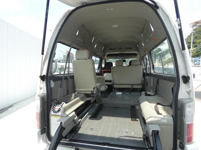 キャラバンマイクロバス 車椅子移動車 4WD 福祉車両 リモコンキー パワーステアリング パワーウインドウ マニュアルエアコン ヘッドライトレベライザー 純正ラジオオーディオ 車検整備 09保証 有償保証(48枚目)