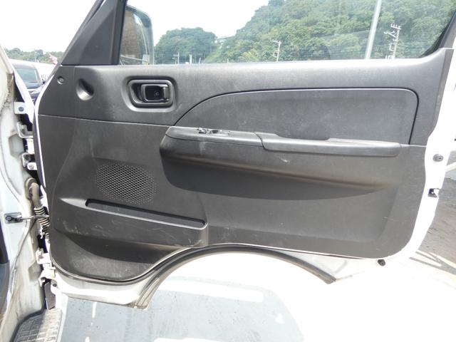 キャラバンマイクロバス 車椅子移動車 4WD 福祉車両 リモコンキー パワーステアリング パワーウインドウ マニュアルエアコン ヘッドライトレベライザー 純正ラジオオーディオ 車検整備 09保証 有償保証(60枚目)